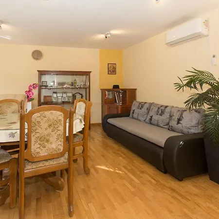 Apartment Vila Kovacic Split